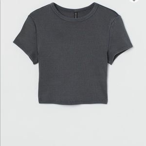 H&M gray crop top